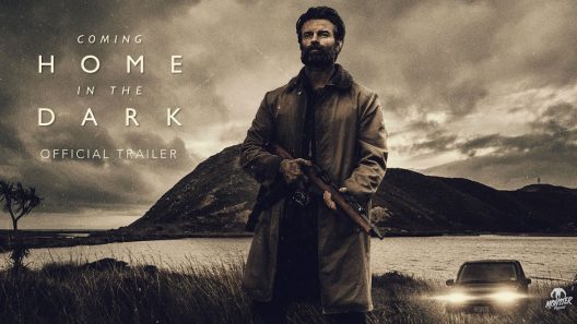 فيلم Coming Home in the Dark 2021 مترجم