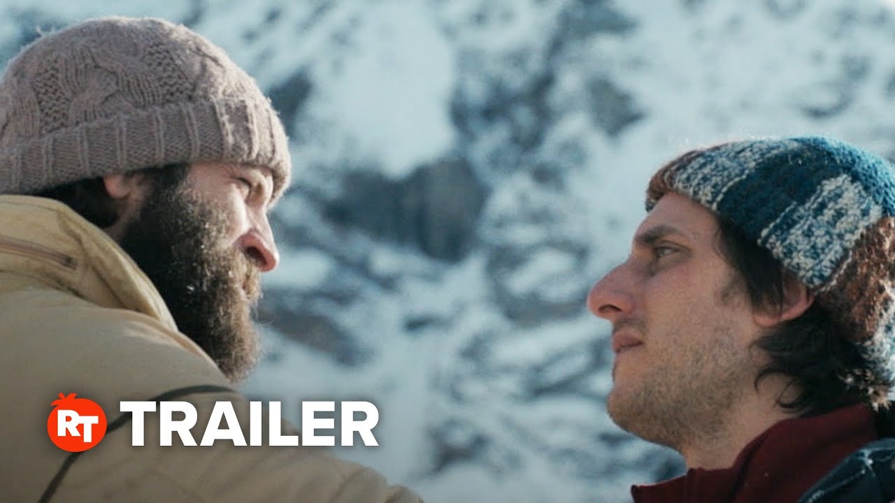 فيلم The Eight Mountains 2023 مترجم